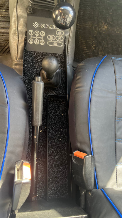 Tunnel centrale (modello senza bracciolo )  targa marce inclusa 4 0 5 marce