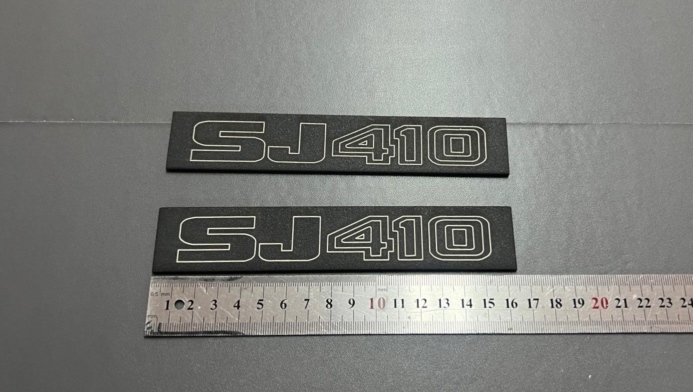 EMBLEMI LATERALI SJ410/SJ413