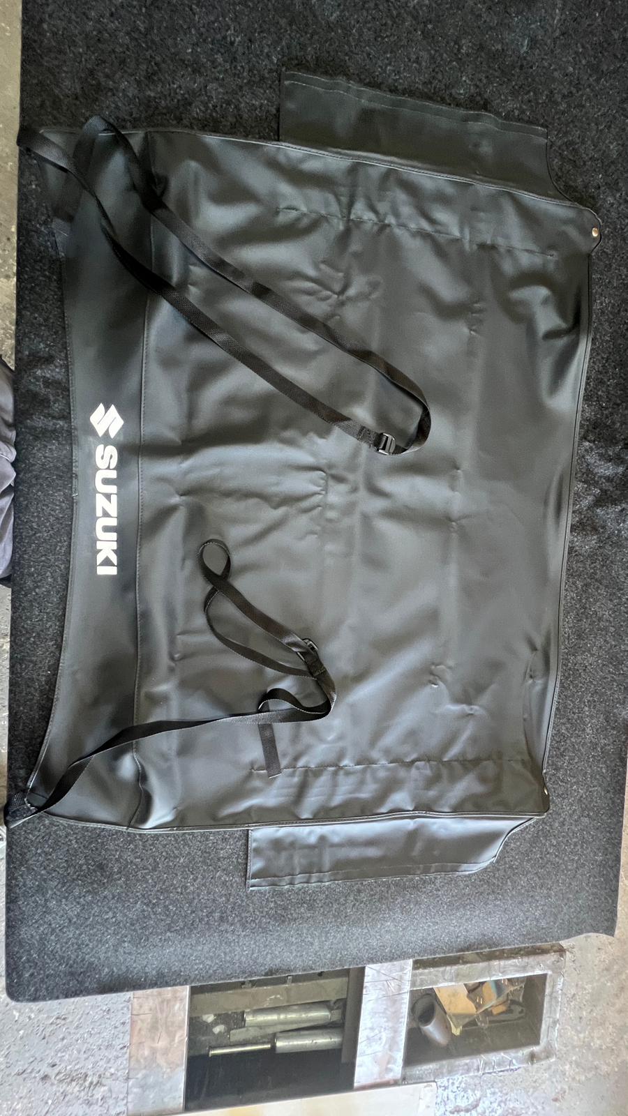 BIKINI PER SAMURAI, SJ, SANTANA