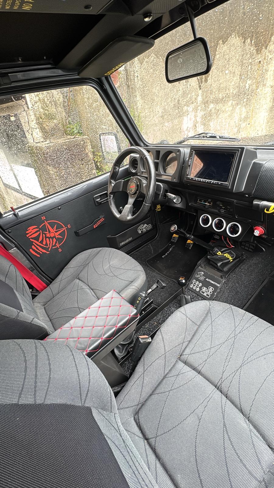 Tunnel centrale con bracciolo